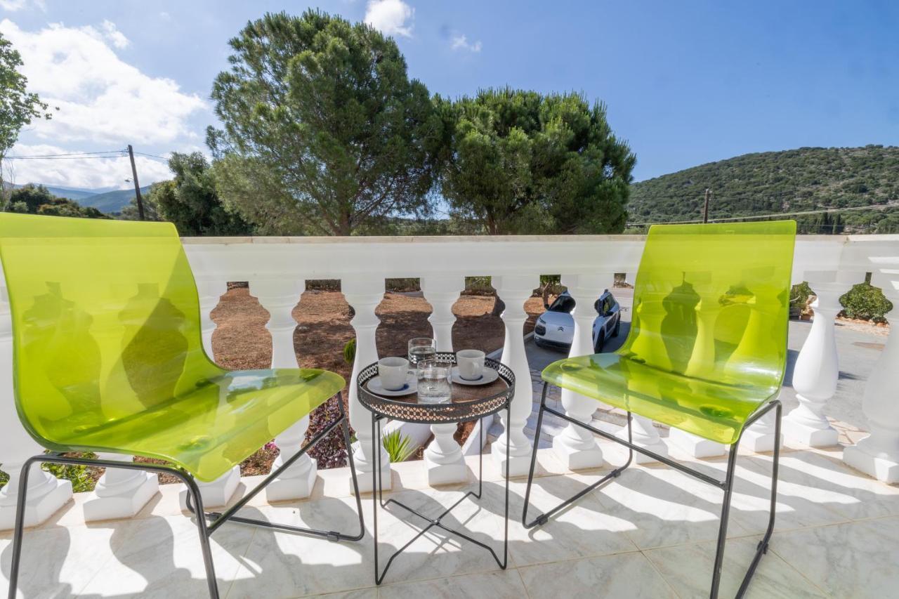 White House Studios & Apartments Argostoli  Exterior foto